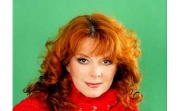 На день родждения Клара Новикова может получить подарок от дочери живой подарок