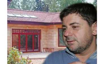 Александра Цекало связали и ограбили на его же даче