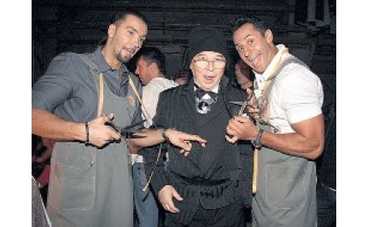 Вячеслав Зайцев раздел костюмеров Первого канала