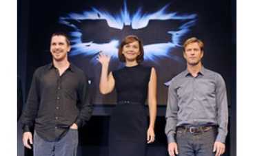 "Темный рыцарь" - пятикратный любимец народа!