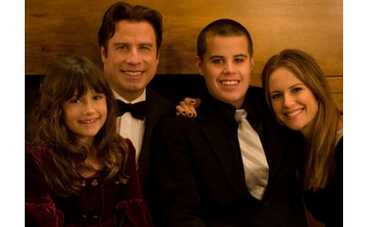 Что убило Джетта Траволту: химикаты или сайентологи?