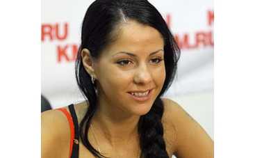 Беркова в новом шоу "Жаркие новости"