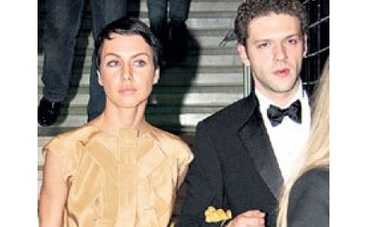 Константин Крюков в поисках второй половинки?