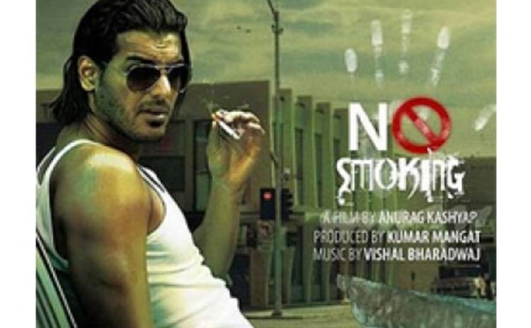В индийских фильмах разрешили курить