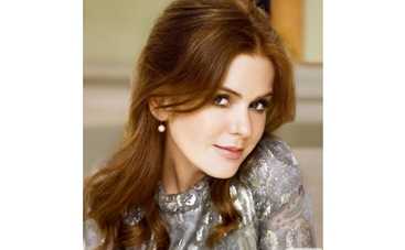 Звезда фильма "Шопоголик" носит утягивающее белье