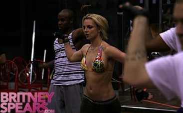 Бритни Спирс не устает удивлять