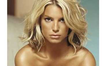 Джессика Симпсон задолжала 10 миллионов долларов