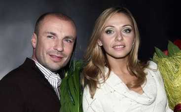 Татьяна Навка морочит голову Жулину. Или Башарову?