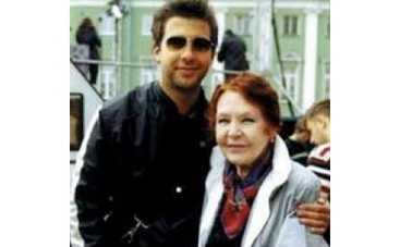 Иван Ургант показал свою дочку