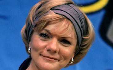 Старая "гостья из будущего" о новой Алисе