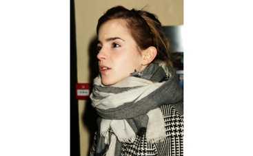 Кембридж и Йель соревнуются за Эмму Уотсон