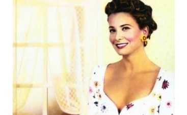 Юлия Высоцкая теперь готовит в ресторане