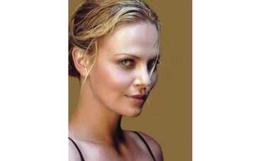 Шарлиз Терон хочет сыграть в комедии