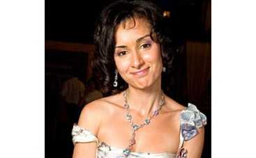 Канделаки не любит мужа