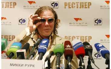 Микки Рурк раскрыл тайну "Железного человека"