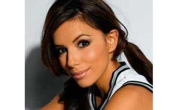 Сегодня Ева Лонгория празднует день рождение