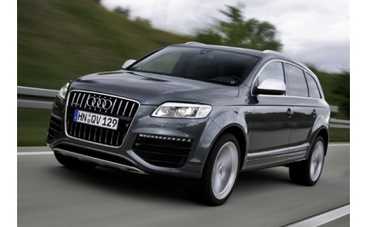 Первый Audi Q7 V12 TDI quattro выехал на дороги Украины из "Ауди Центр Киев Юг"