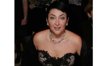 Лолиту арестовали в лондонском аэропорту