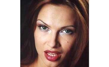 Портрет Бледанс вывесили на воротах тюрьмы