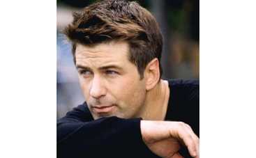 Алек Болдуин встречается с журналисткой?