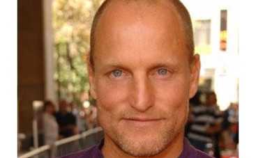 Вуди атаковал папарацци