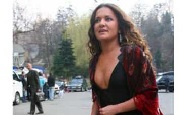 Могилевская грохнулась прямо на сцене