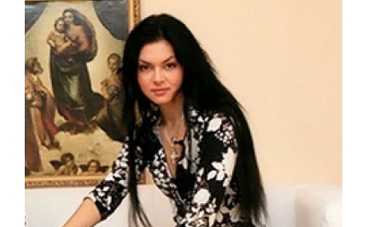 Виктория Карасева встала на ноги