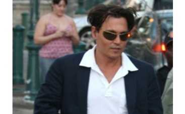 Волосы Джонни Деппа - пытка для стилистов