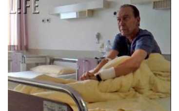 Олега Янковского готовят к операции