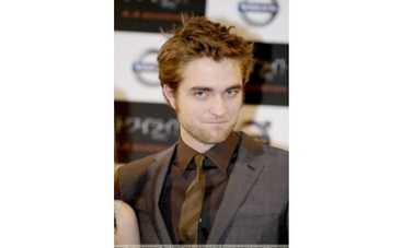 Роберт Паттинсон раскрывает секреты "Новолуния"