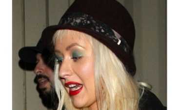 Кристина Агилера записалась в колхозницы