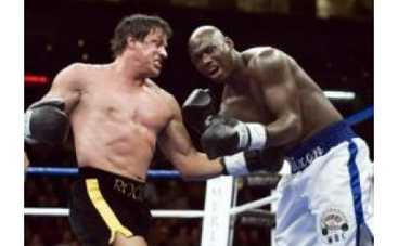 Роки Бальбоа ведут в суд