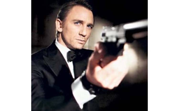 Следующий Бонд изменит цвет кожи