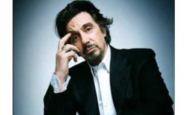 Аль Пачино моргает за деньги