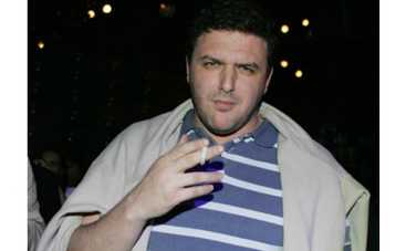 Максим Виторган бросил жену с двумя детьми