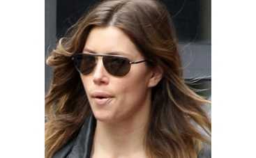 Внешность Джессики Бил пугает кинорежиссеров