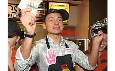 Александр Олешко не собирается заводить семью?