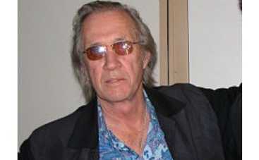 ФБР будет расследовать причину извращенной смерти Кэррадайна