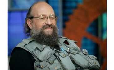 Звезды рассказали о том, как они относятся к слухам