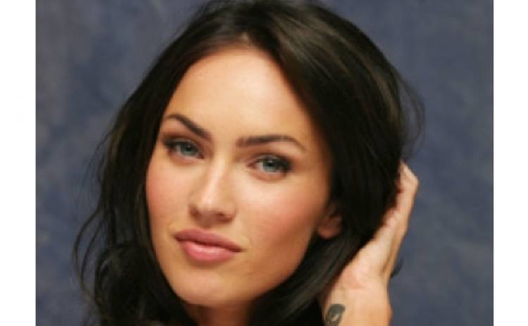 Меган Фокс заинтересовалась Заком Эфроном