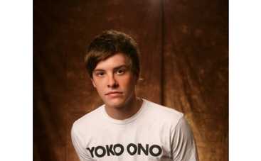 Вампиром Райли в "Затмении" станет австралиец