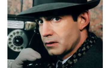 Дмитрий Певцов допрошен из-за кражи в квартире