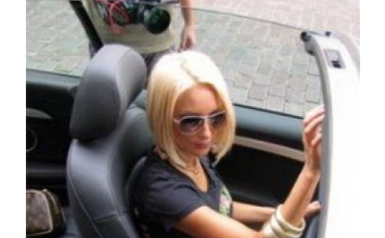 Лера Кудрявцева ездила по Юрмале нелегально