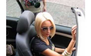 Лера Кудрявцева: "Я в своей жизни пила всего-то года три. После чего поняла, что надо тормозить"