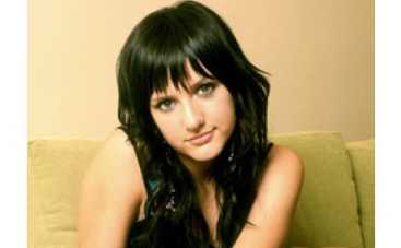 Эшли Симпсон дерется с мужем