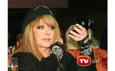 Алла Пугачева: "Нам с Максимом очень хорошо друг с другом".