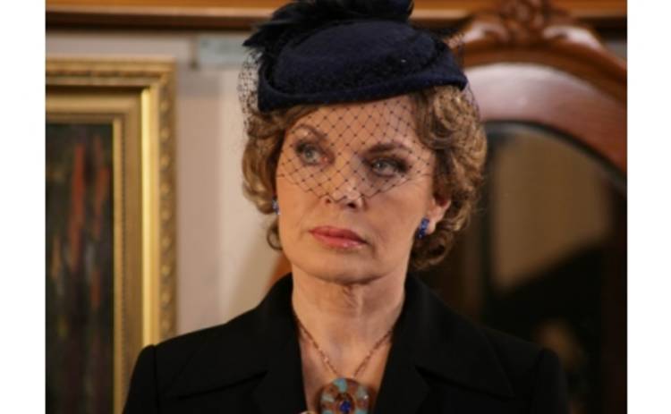 Людмила Чурсина: 