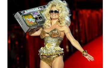 "Электрическое" счастье Памелы Андерсон