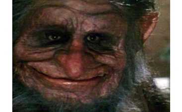 Король троллей вновь посягает на жилплощадь Гарри Поттера!