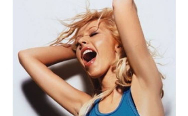 Кристина Агилера рассказала, как в детстве ее унижал отец